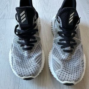 Adidas Alpha Bounce 3 Continental grey running shoes ladies 7.5